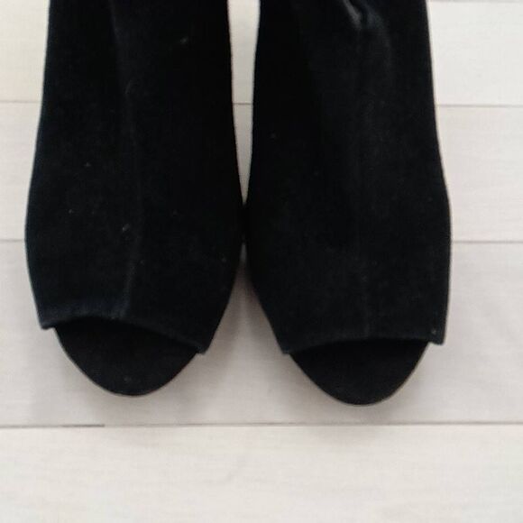 Nine West Women Leather Suede V Cut Ankle Booties Black Size 8M - Picture 3 of 8